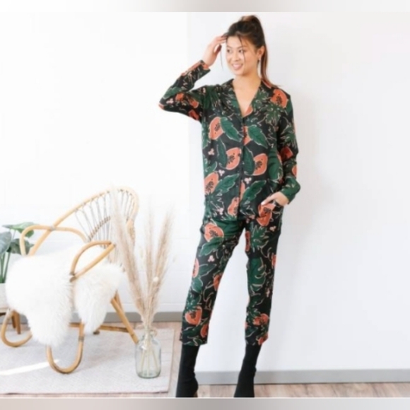 EUC Smash & Tess Papaya Power Top - Large - Picture 2 of 5